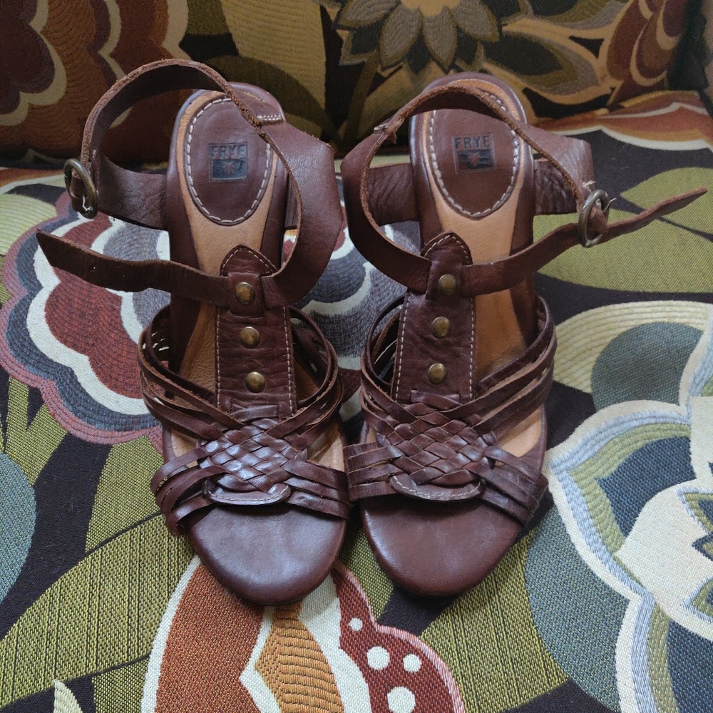 Brown Frye wedge cutout heels; 7/7.5